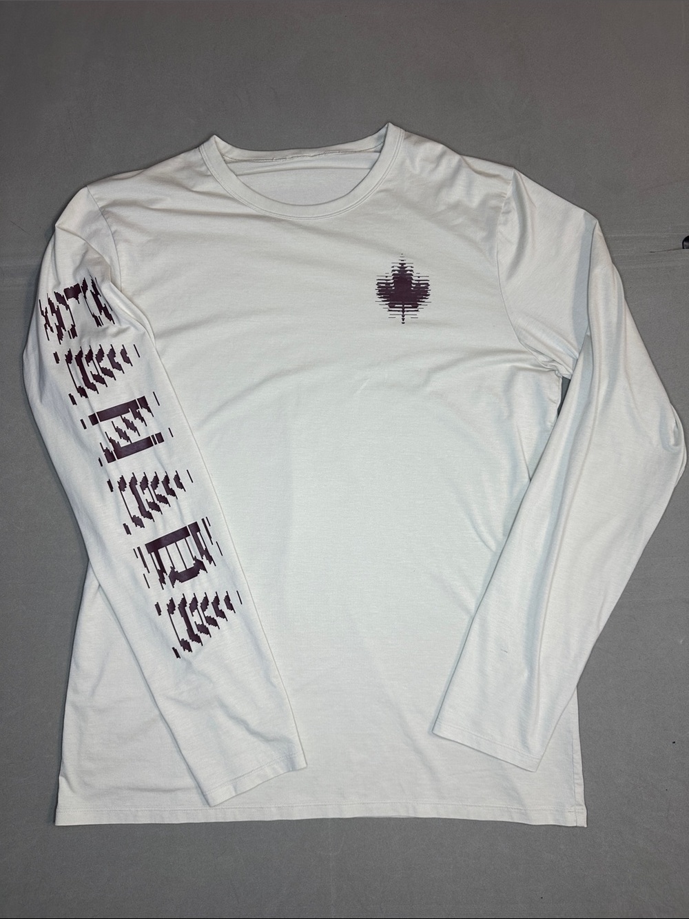 Lululemon Team Canada Men's tan Long-Sleeve The fundamental shirt- XL